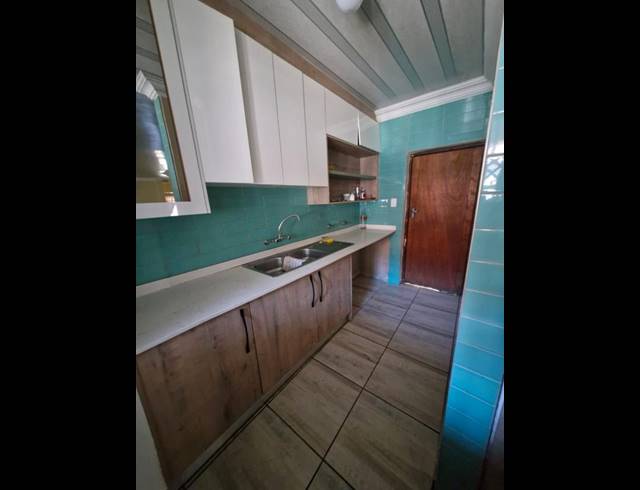 3 BEDROOM HOUSE FOR SALE IN THERESAPARK